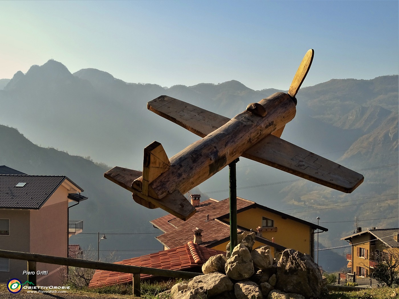 15 Aereo in decollo da Santa Croce per meta ...sconosciuta.JPG